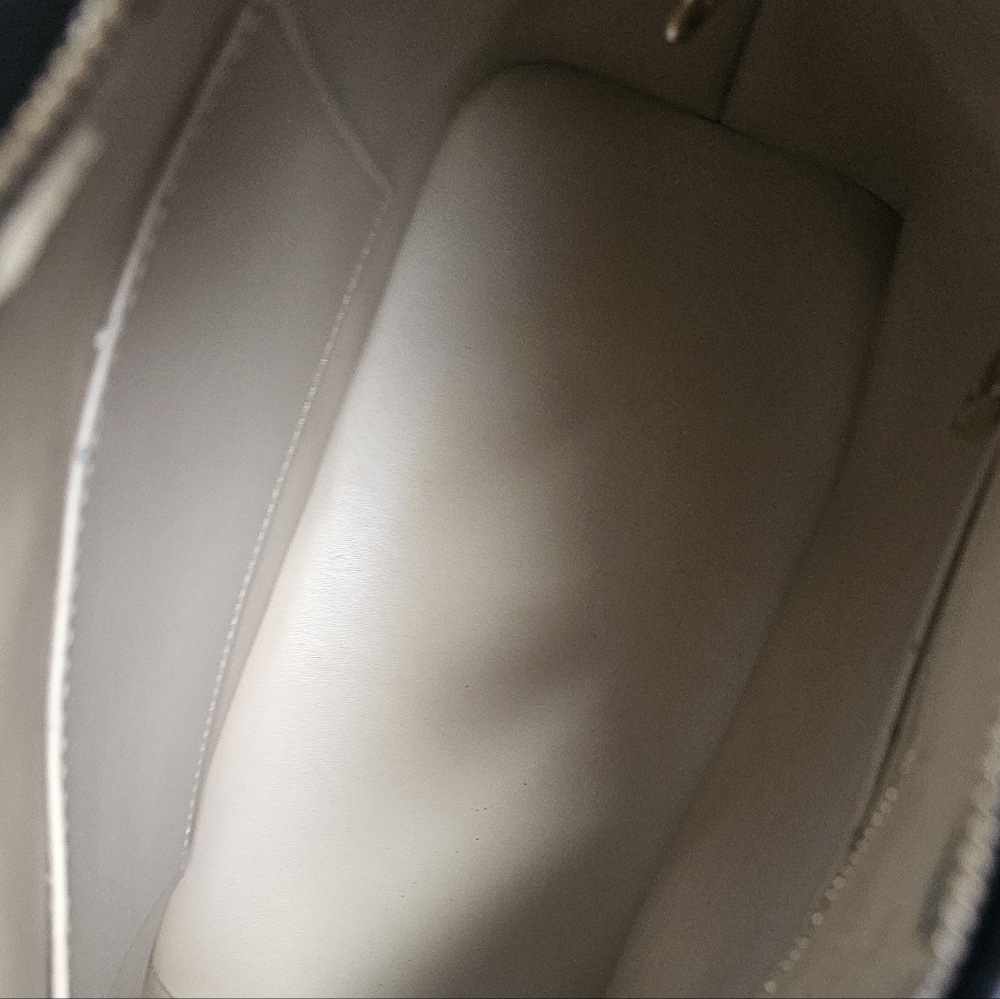 Louis Vuitton Vernis Houston Embossed Shoulder Bag - Picture 14 of 16
